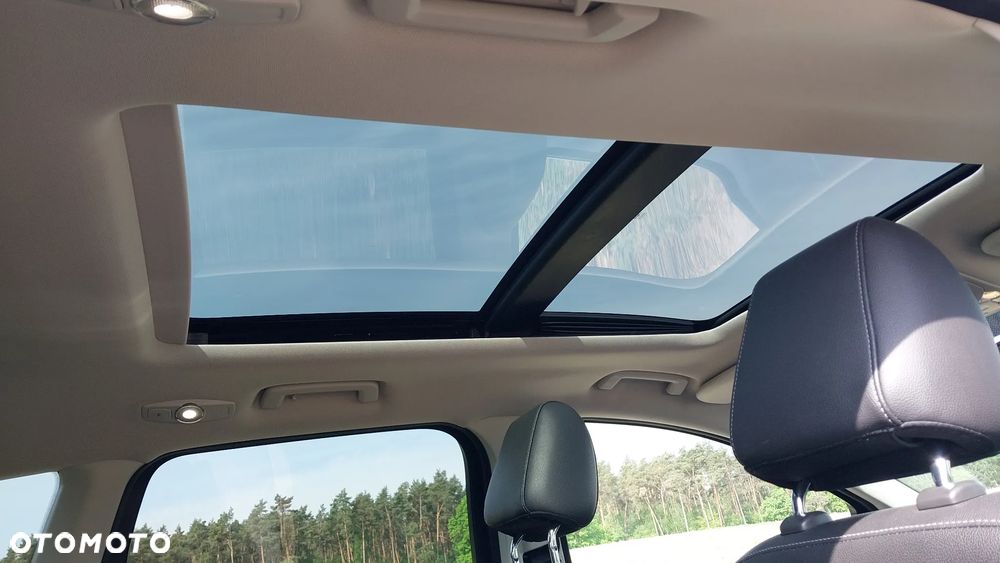 Ford Kuga 2.0 TDCi 4x4 Titanium - 15