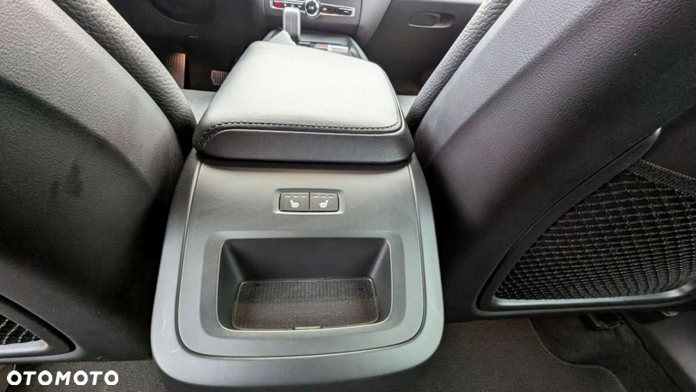 Volvo XC 60 - 23