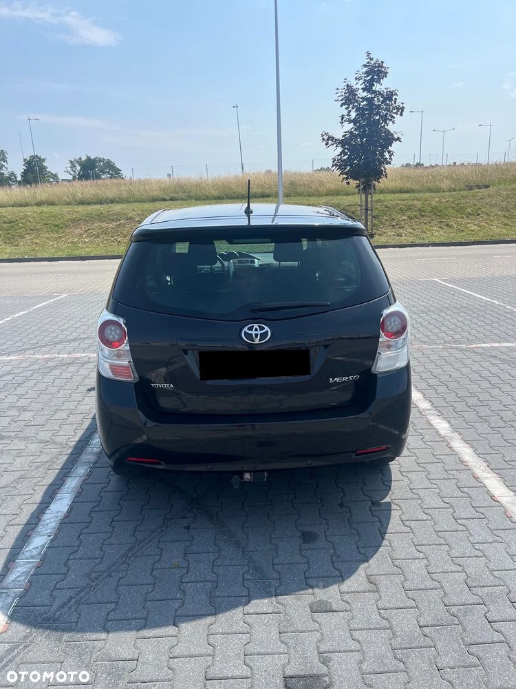Toyota Verso 1.8 Prestige EU5 - 5
