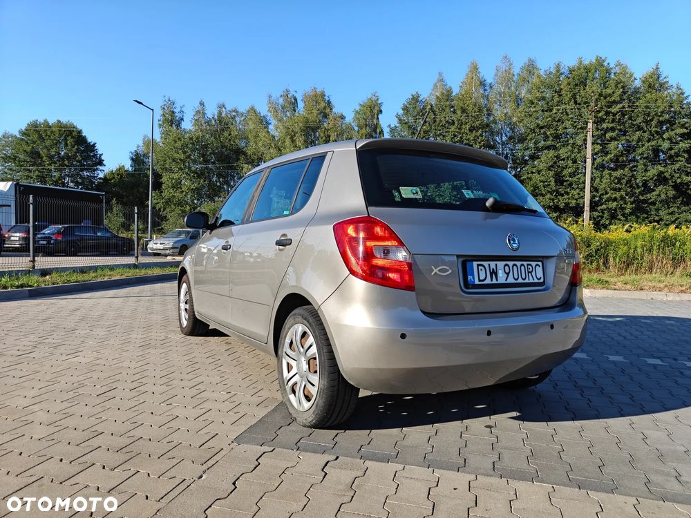 Skoda Fabia 1.2 TSI Classic - 6