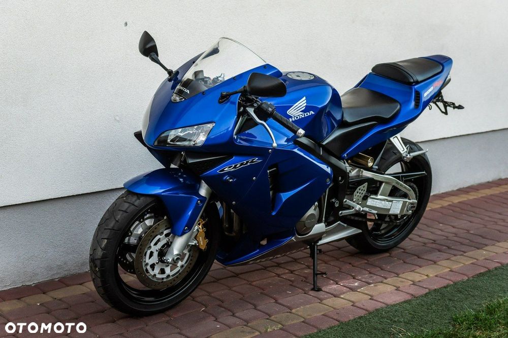 Honda CBR - 6