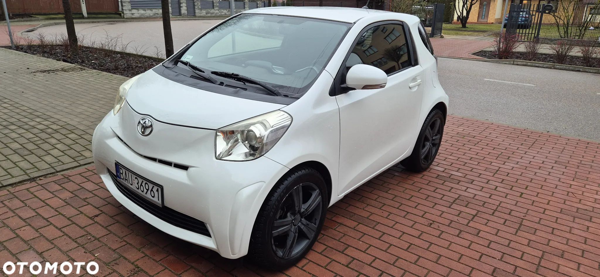 Toyota iQ 1.0 Luna - 1