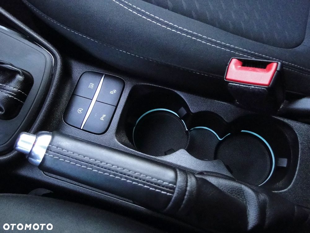 Ford Fiesta 1.0 EcoBoost S&S TITANIUM - 21