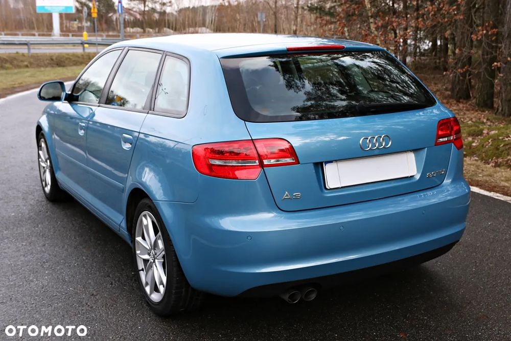 Audi A3 Sportback 2.0 TDI Attraction - 17