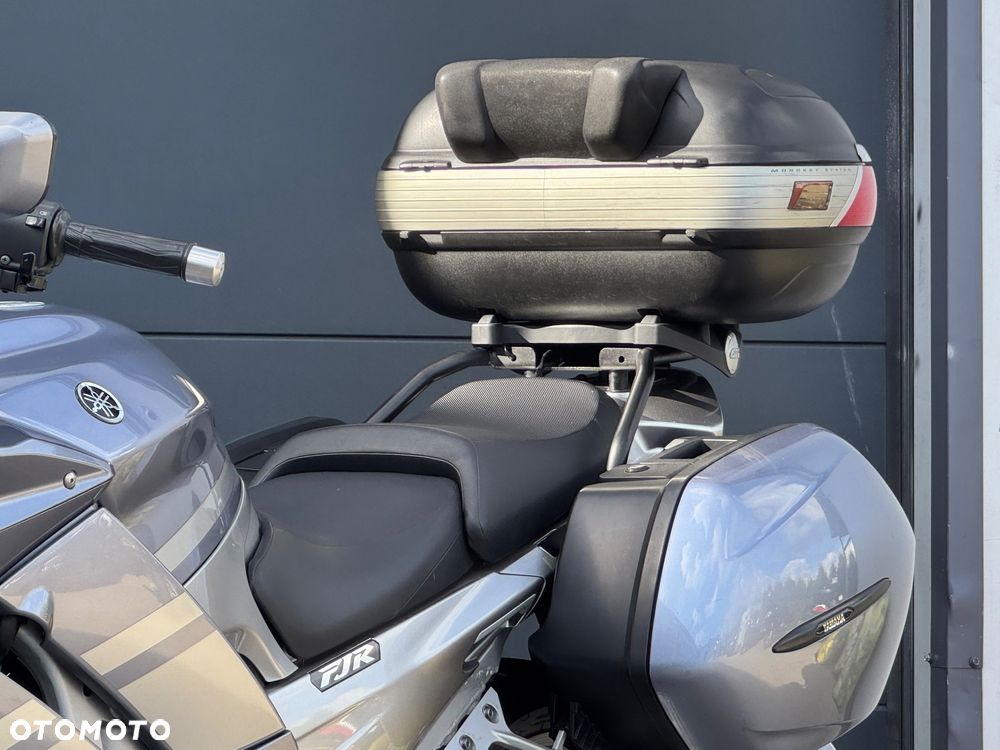 Yamaha FJR - 35