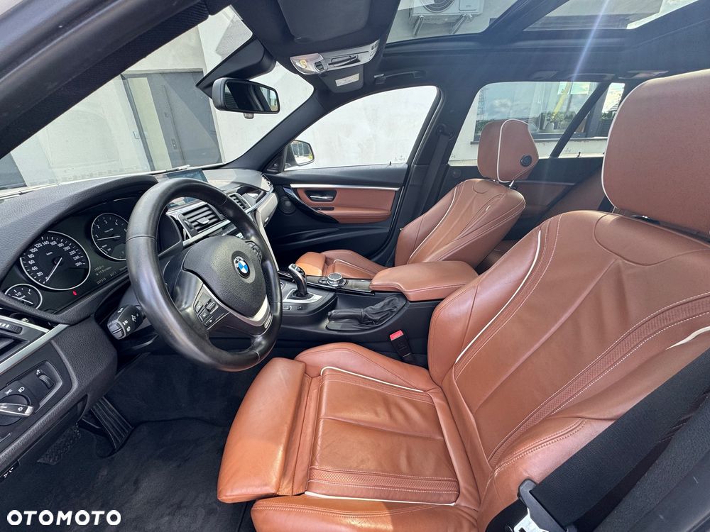BMW Seria 3 335d xDrive Edition Luxury Line Purity - 27