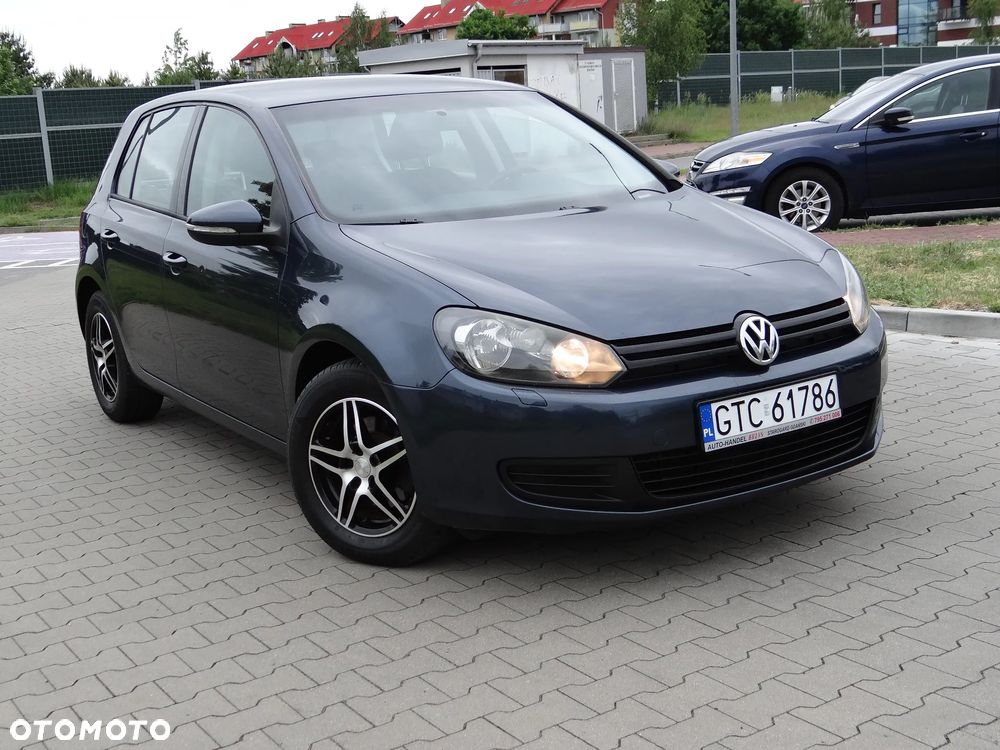 Volkswagen Golf - 2