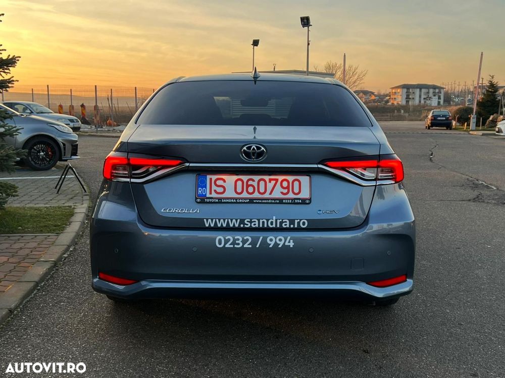 Toyota Corolla Sedan 1.8 HSD Dynamic - 4
