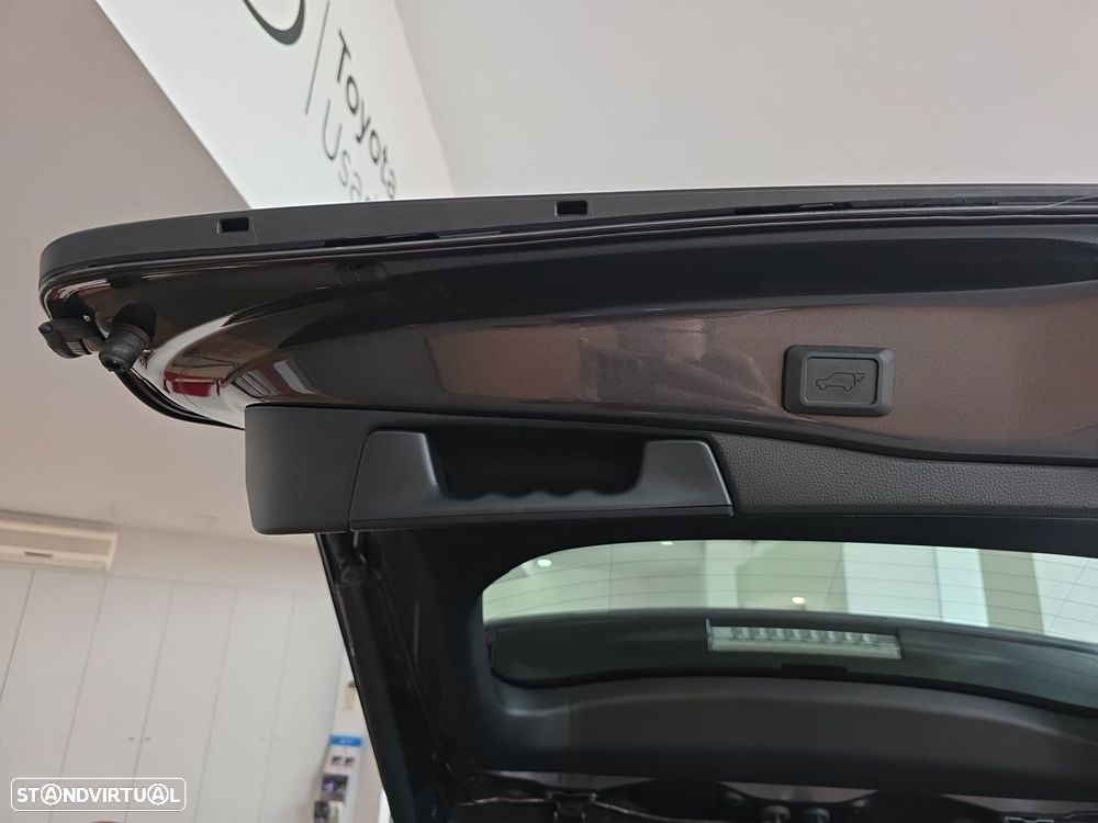 Toyota RAV4 2.5 HDF Comfort - 17