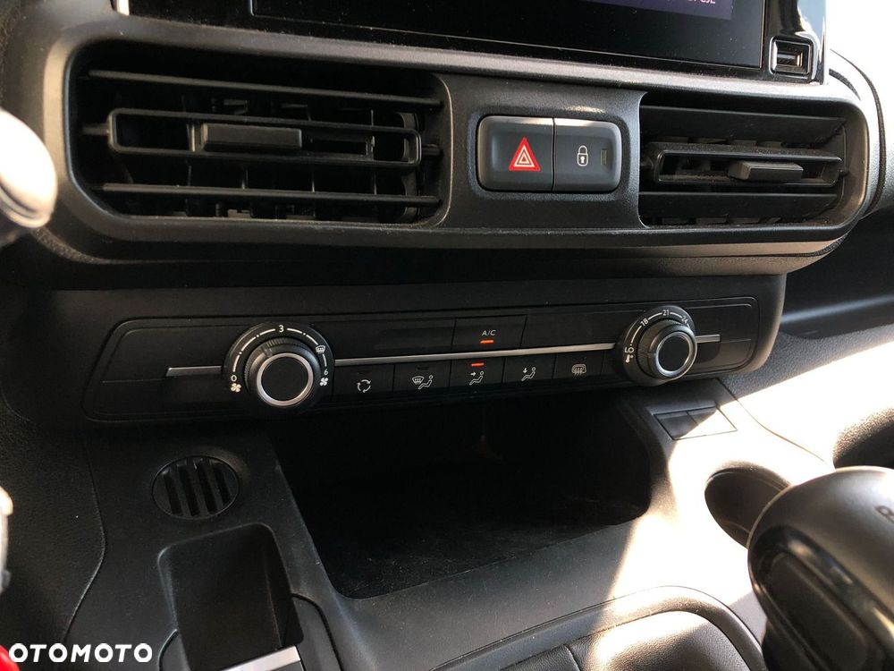 Toyota PROACE CITY - 21