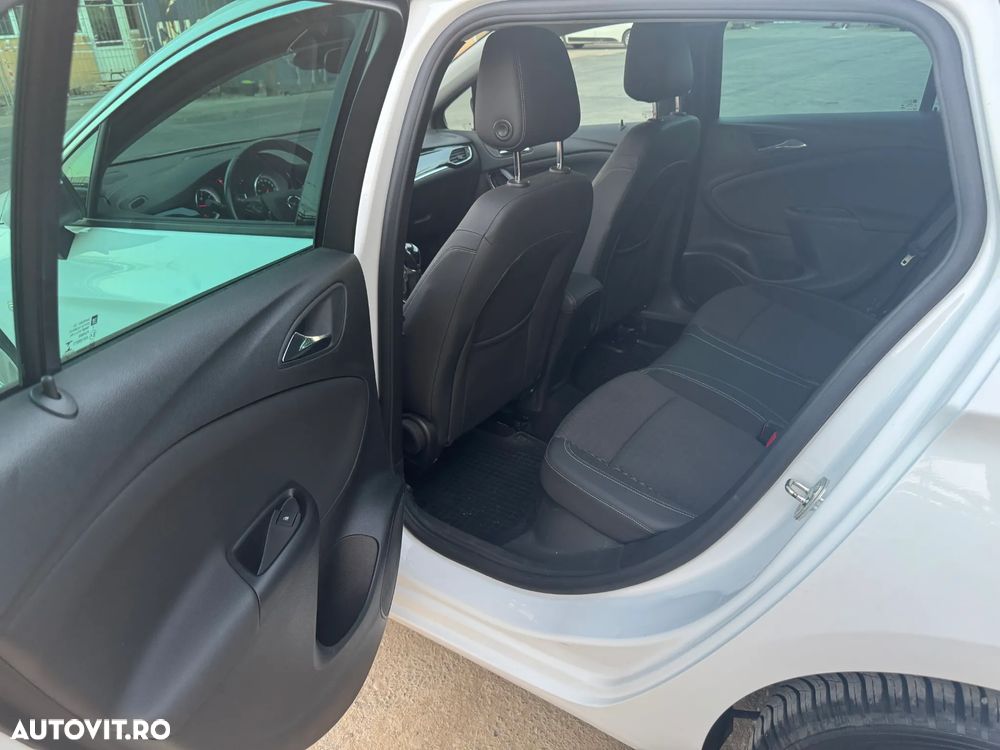 Opel Astra 1.6 D (CDTI) Sports Tourer Innovation - 8