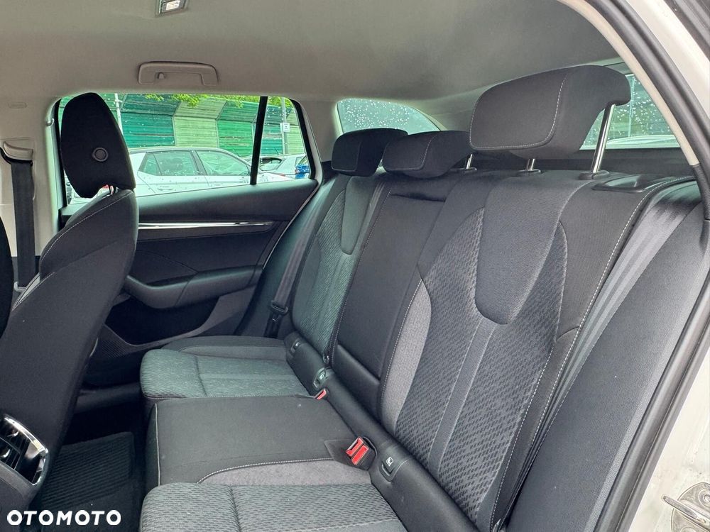 Skoda Octavia 1.5 TSI e-Tec Style DSG - 17