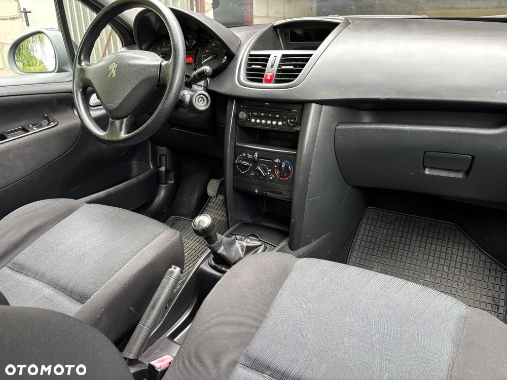 Peugeot 207 1.4 Presence - 19