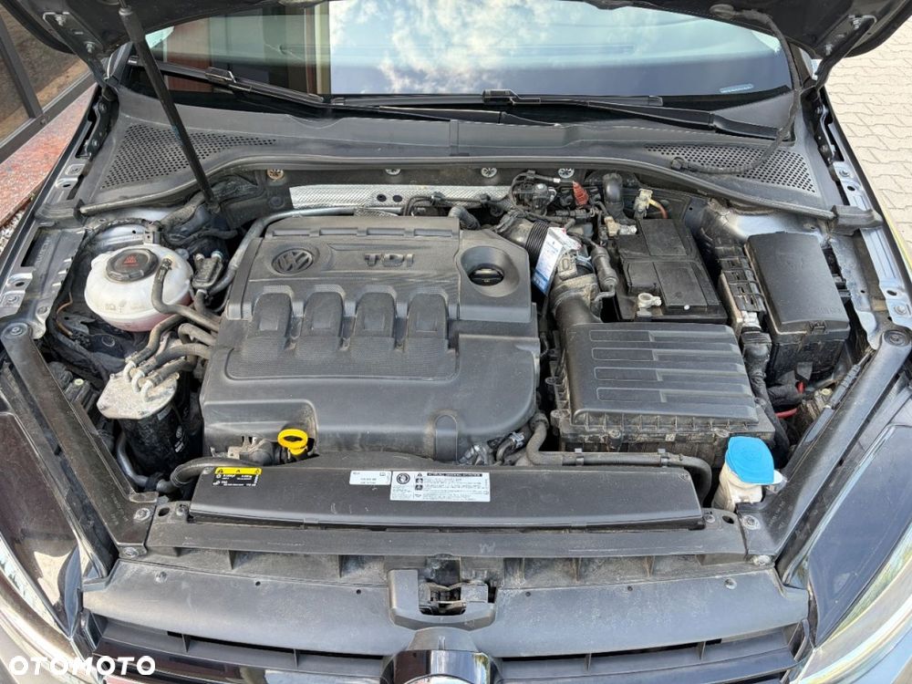 Volkswagen Golf 1.6 TDI SCR Comfortline - 30