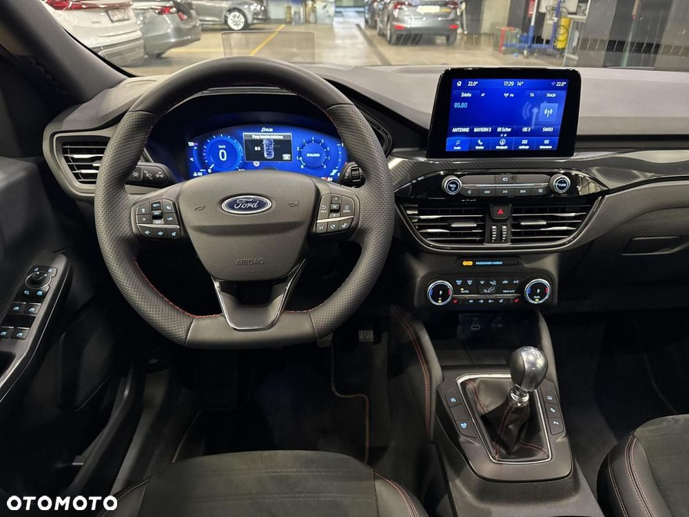 Ford Kuga - 13