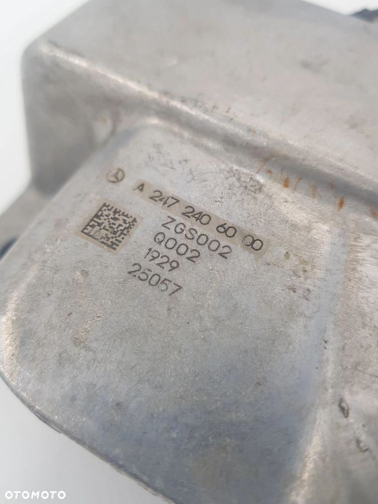ORYGINALNA TYLNA ŁAPA SKRZYNI MERCEDES W177 C118 W247 A2472406000 - 5
