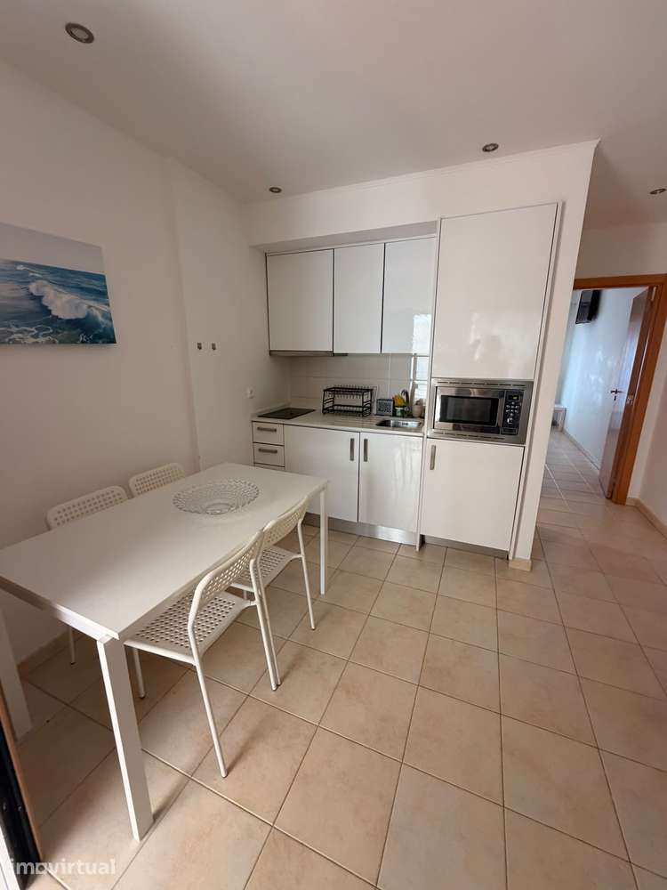 Apartamento T1 para alugar em Sesimbra - Grande imagem: 2/8