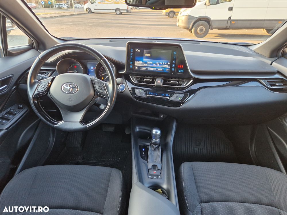 Toyota C-HR 1.8 HSD 4x2 CVT C-lassy - 9