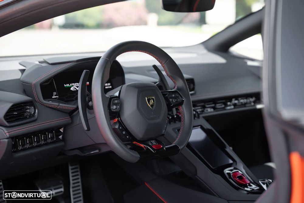 Lamborghini Huracán EVO - 14