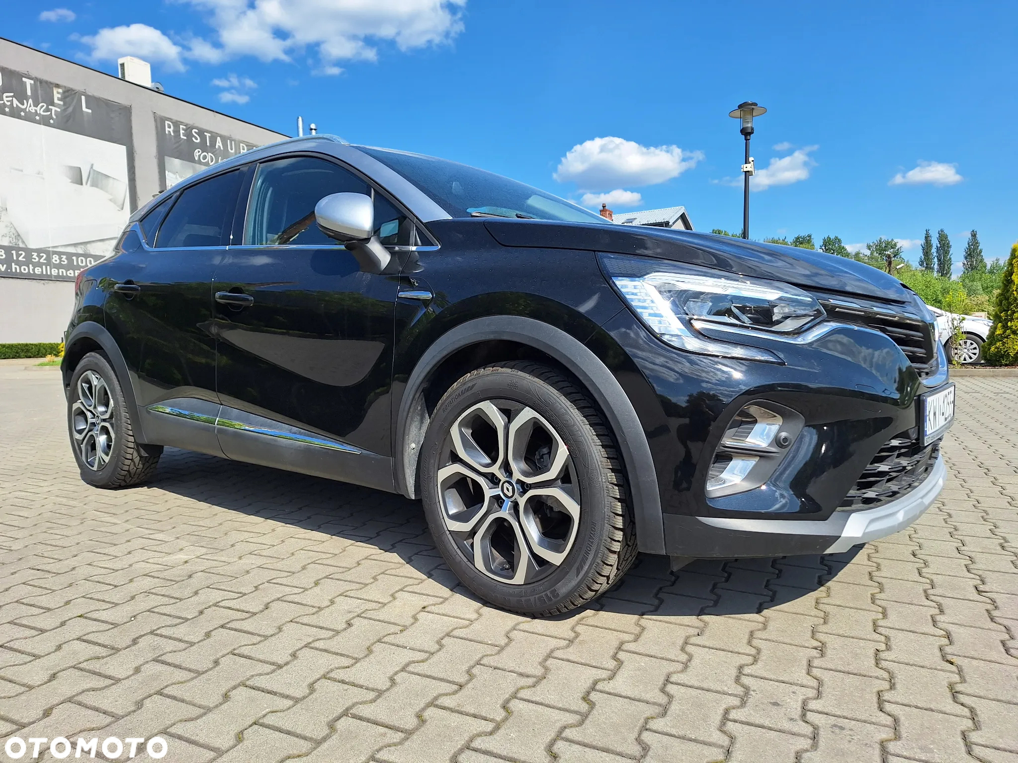 Renault Captur TCe Mild Hybrid 140 TECHNO - 12