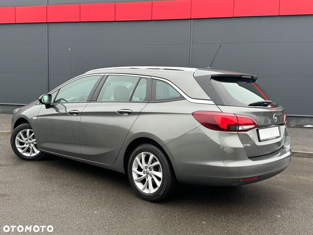 Opel Astra 1.2 T Edition S&S - 4