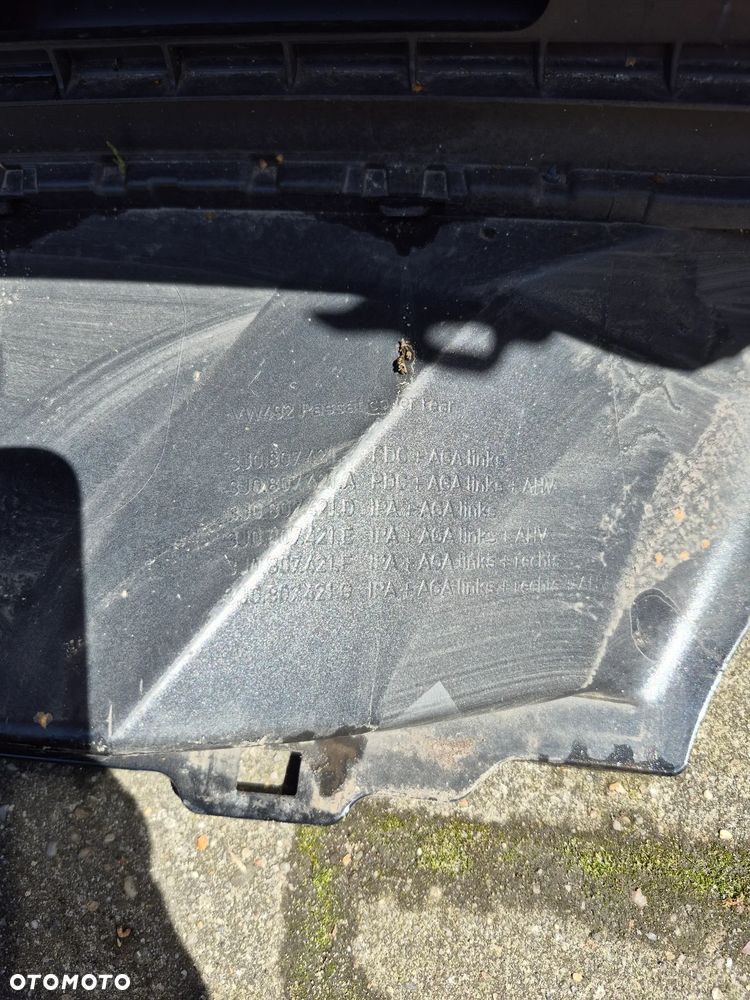 Volkswagen Passat B8 zderzak tylny 3J9807421A - 8