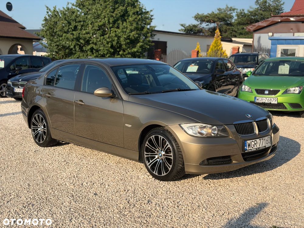 BMW Seria 3 320i - 6