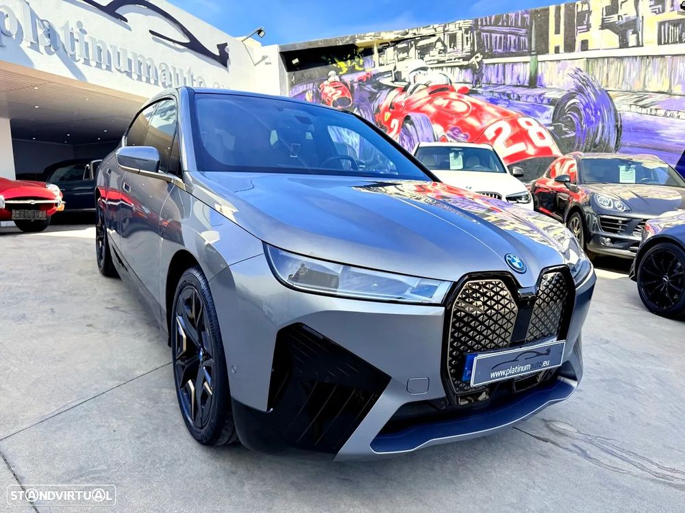 BMW iX xDrive 50 Pack Desportivo - 1