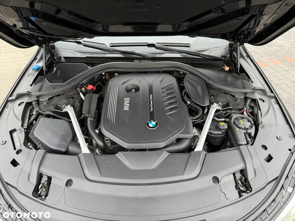 BMW Seria 7 740Li - 7