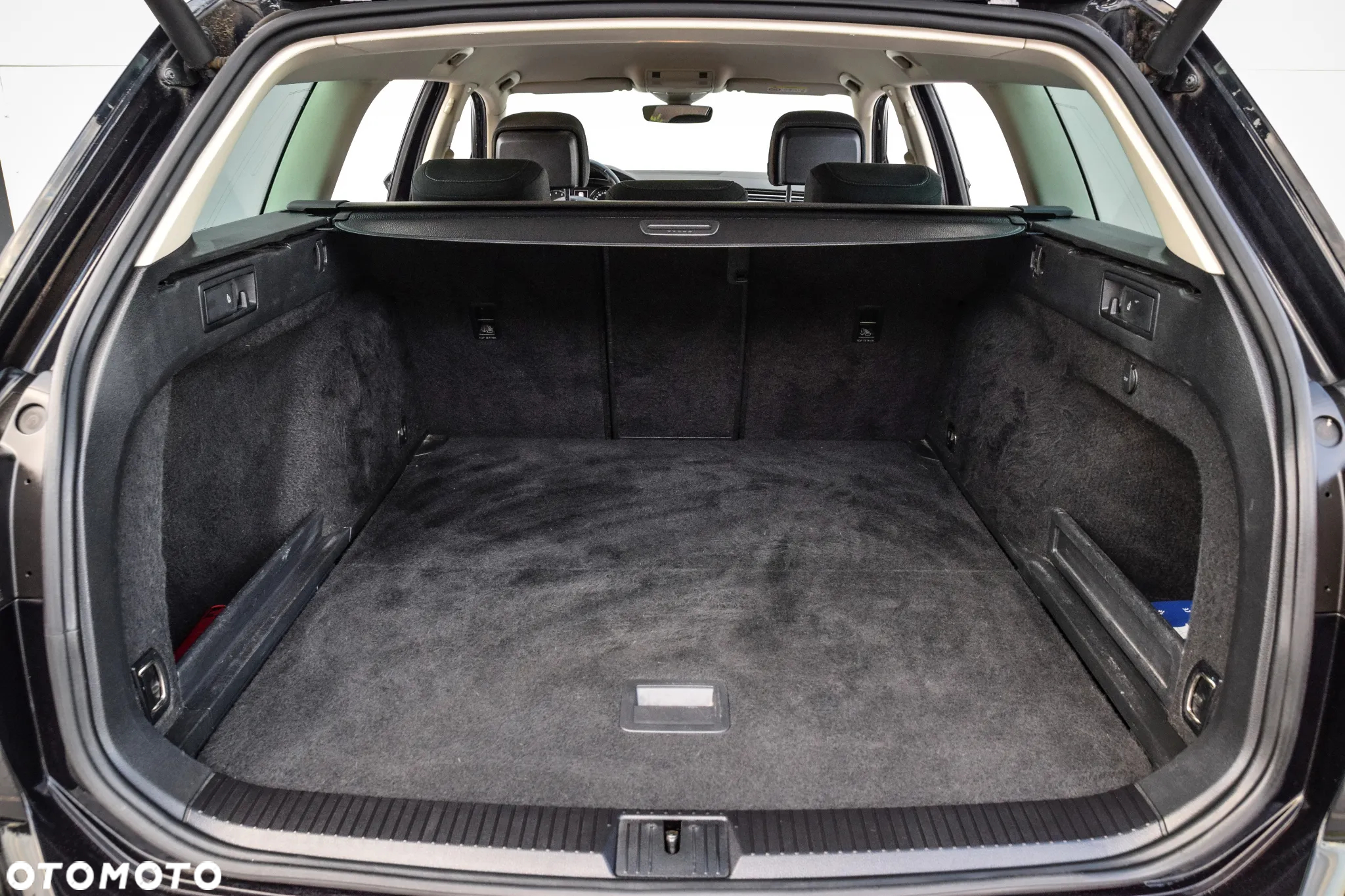 Volkswagen Passat 1.5 TSI EVO Elegance DSG - 38