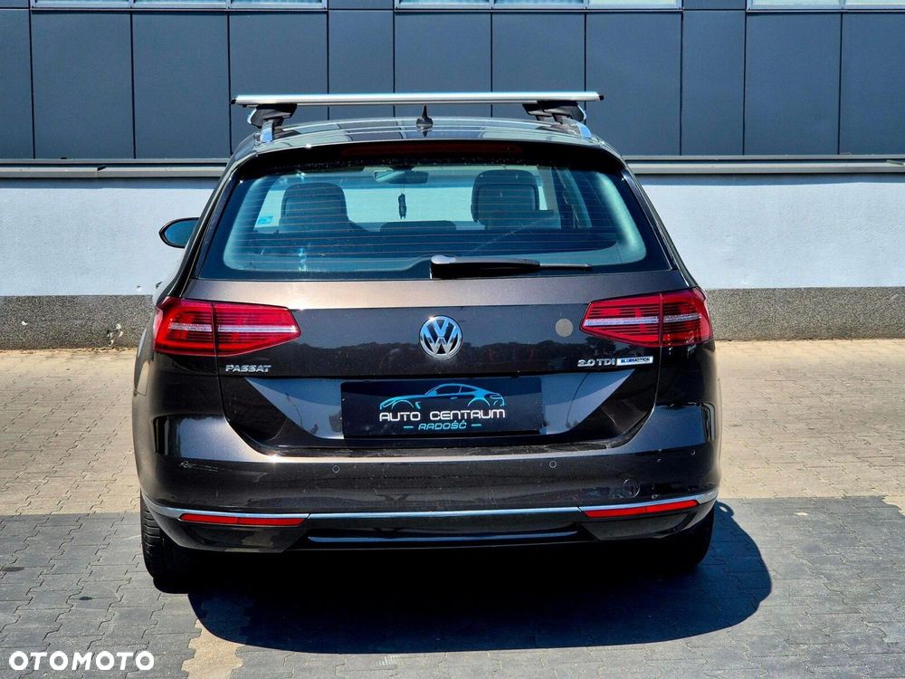 Volkswagen Passat - 14