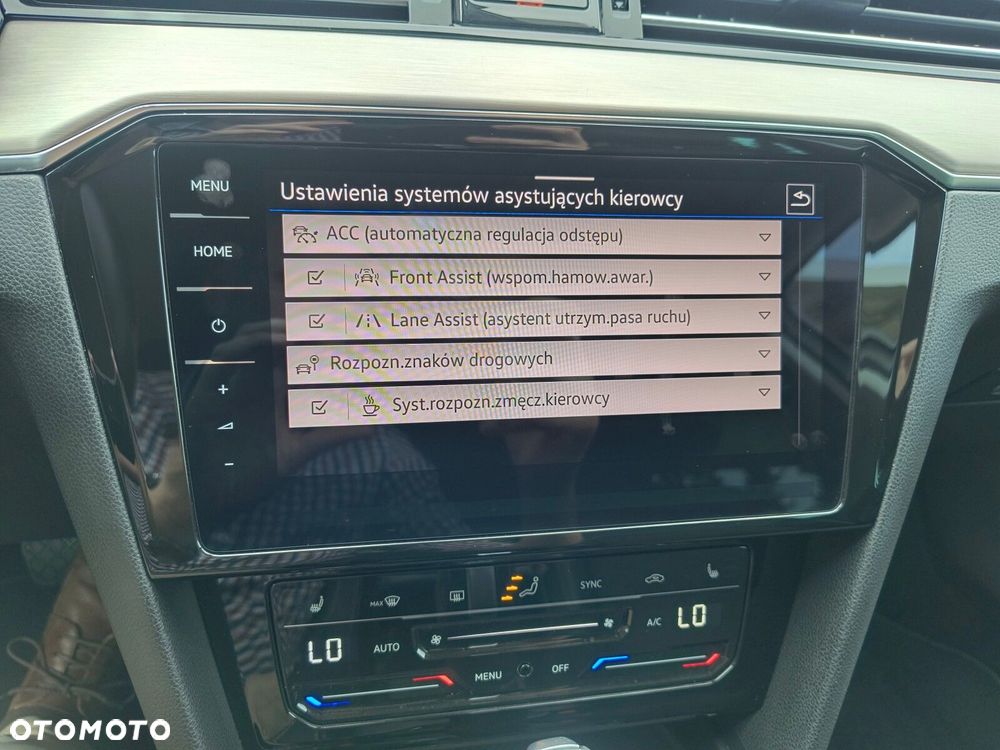 Volkswagen Passat - 28