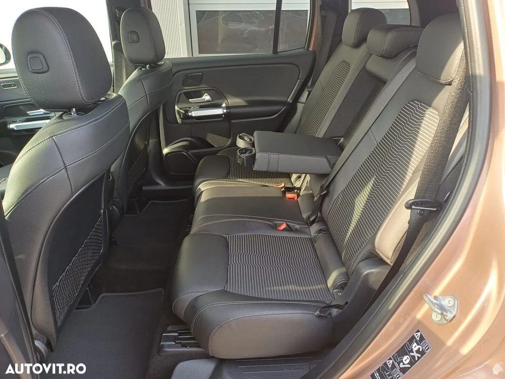 Mercedes-Benz GLB - 10
