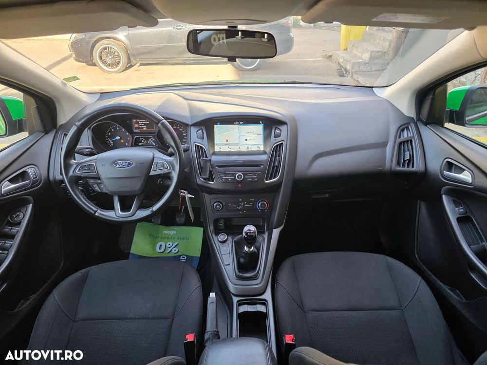 Ford Focus 1.0 EcoBoost Titanium - 5