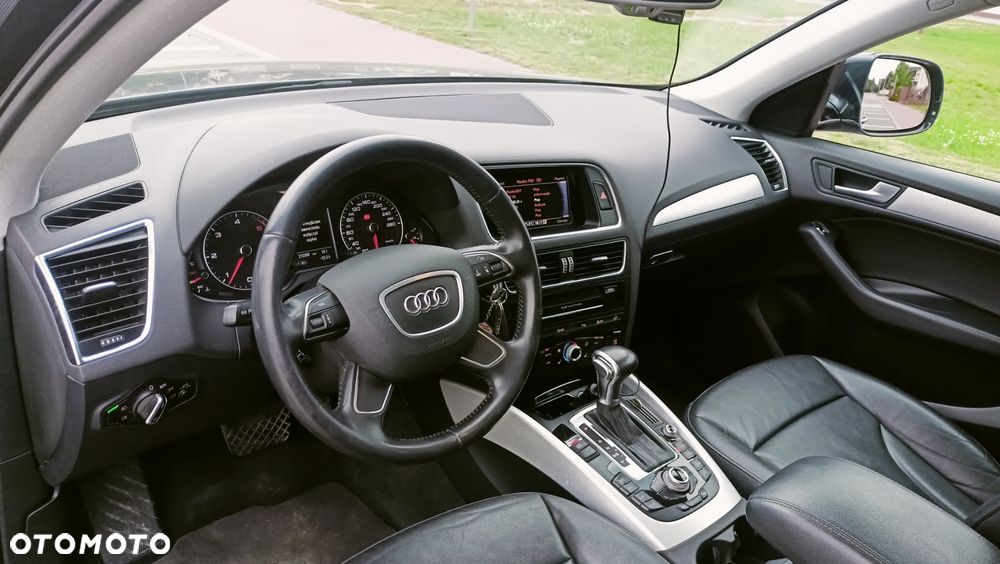 Audi Q5 2.0 TDI S tronic - 8