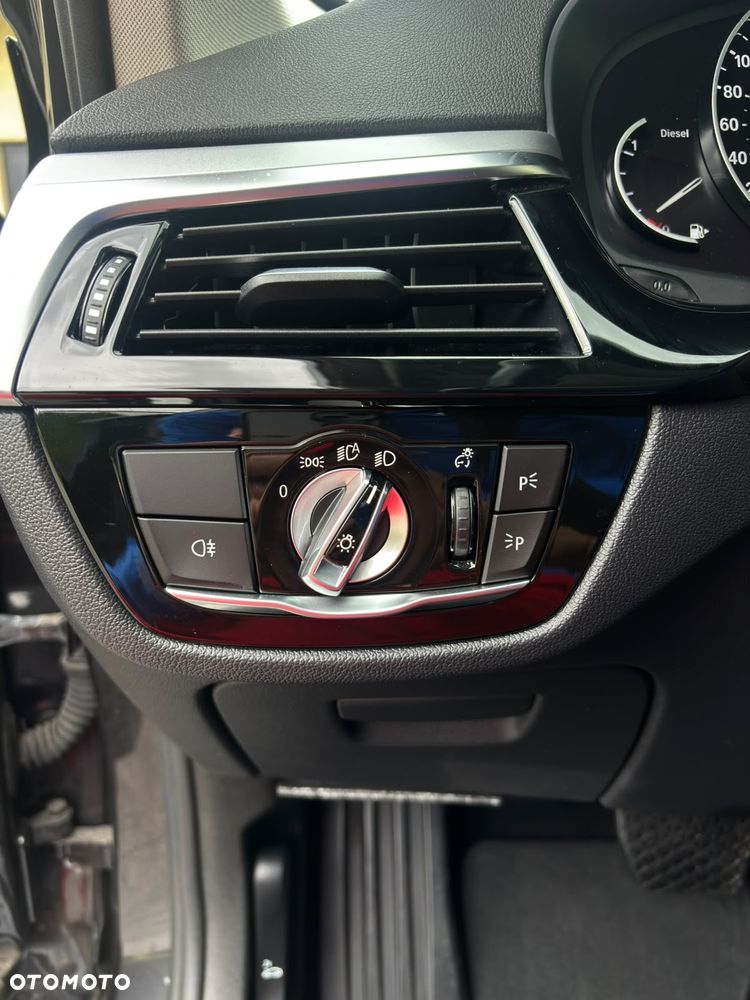 BMW Seria 5 520d Modern Line - 22