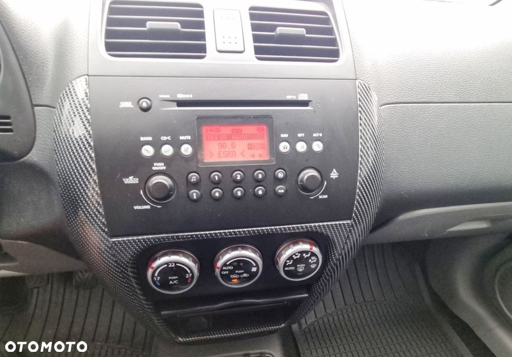 Suzuki SX4 - 16