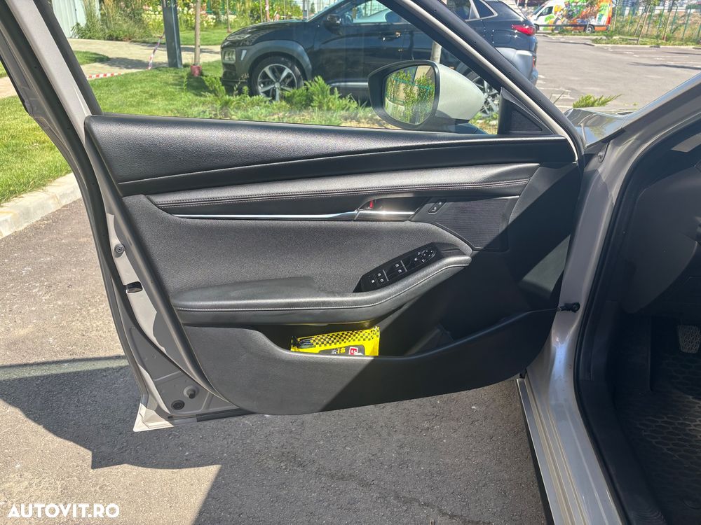 Mazda 3 G150 MHEV Plus - 11