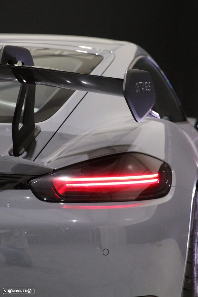 Porsche 718 Cayman - 10