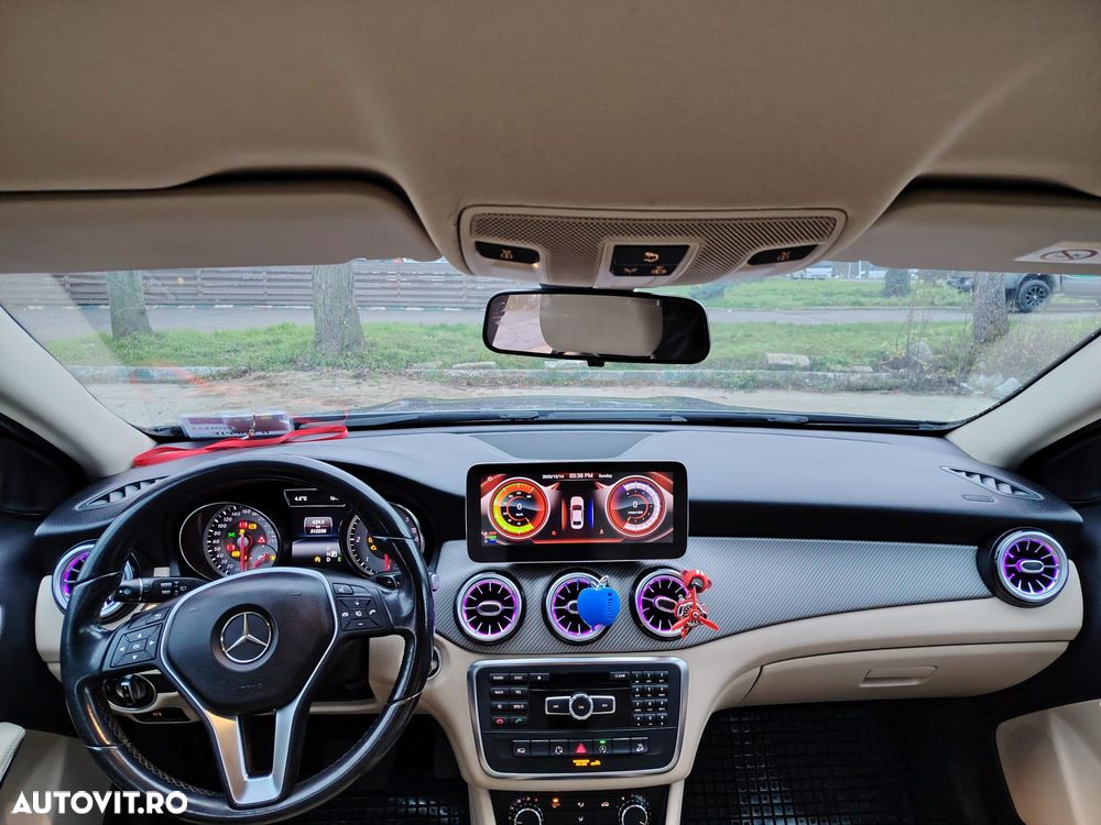 Mercedes-Benz GLA 200 CDI 4MATIC Aut. - 12