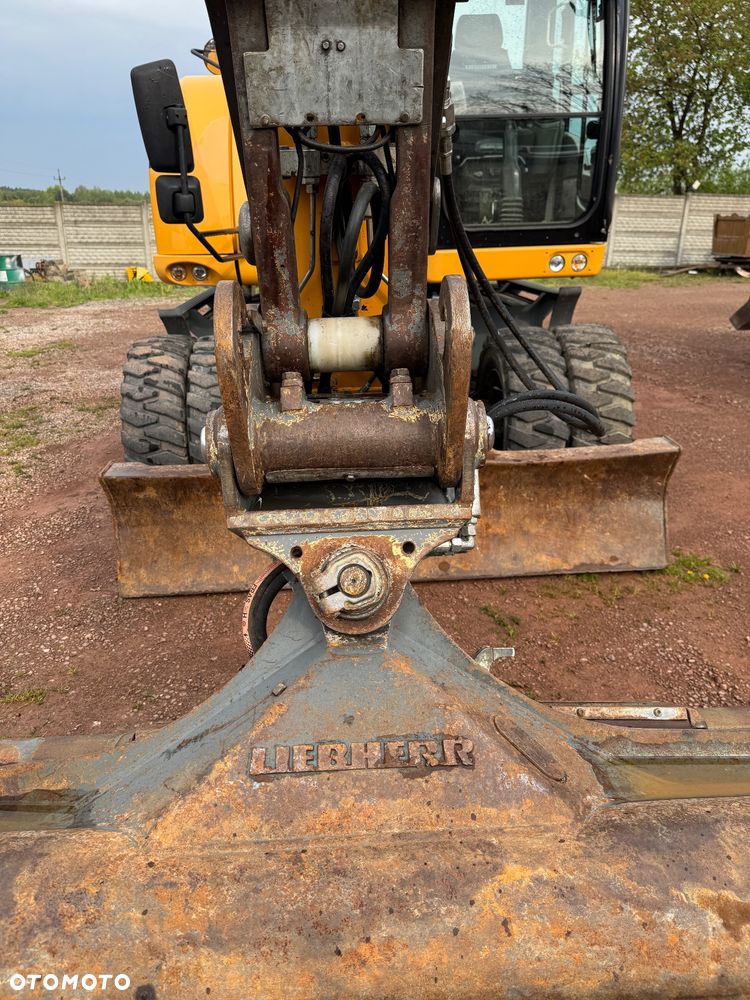 Liebherr - 19
