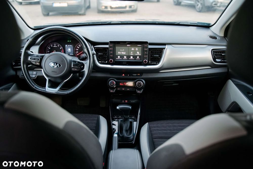 Kia Stonic - 16