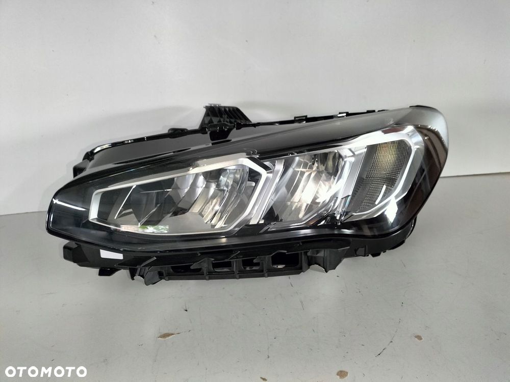 Lampa przednia lewa BMW 2 U06 ACTIVE TOURER 21- - 2
