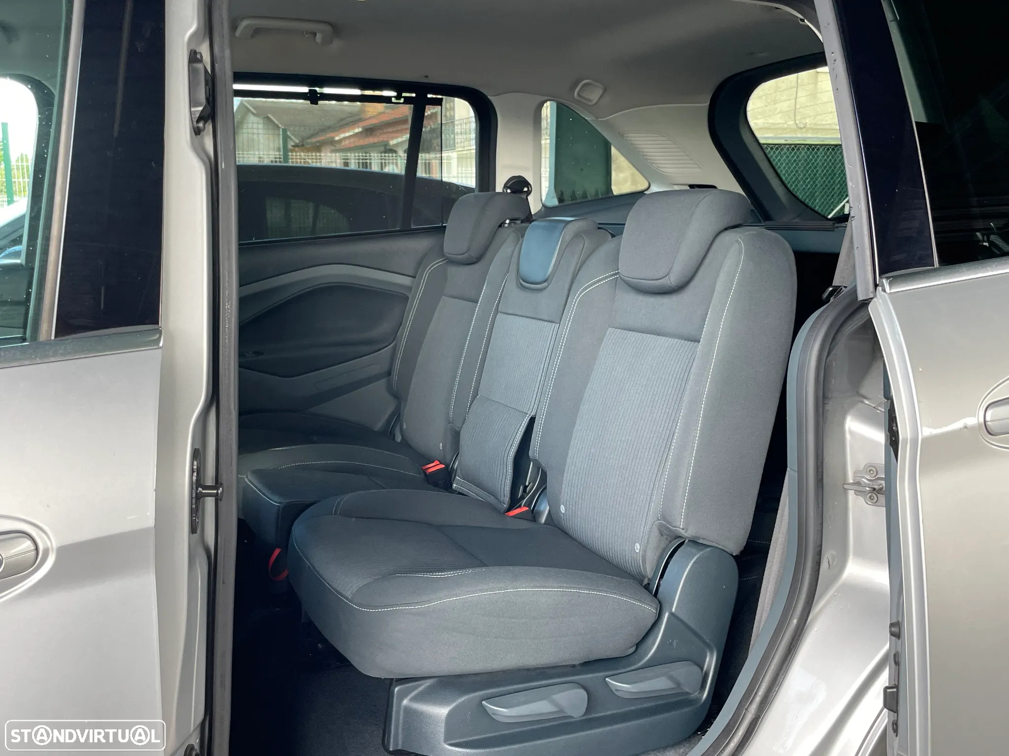 Ford Grand C-Max 1.6 TDCi Titanium Edition S/S - 8