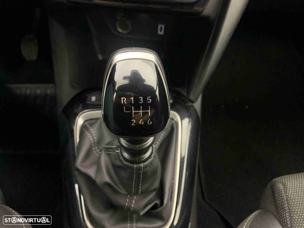 Opel Corsa 1.2 T GS - 10