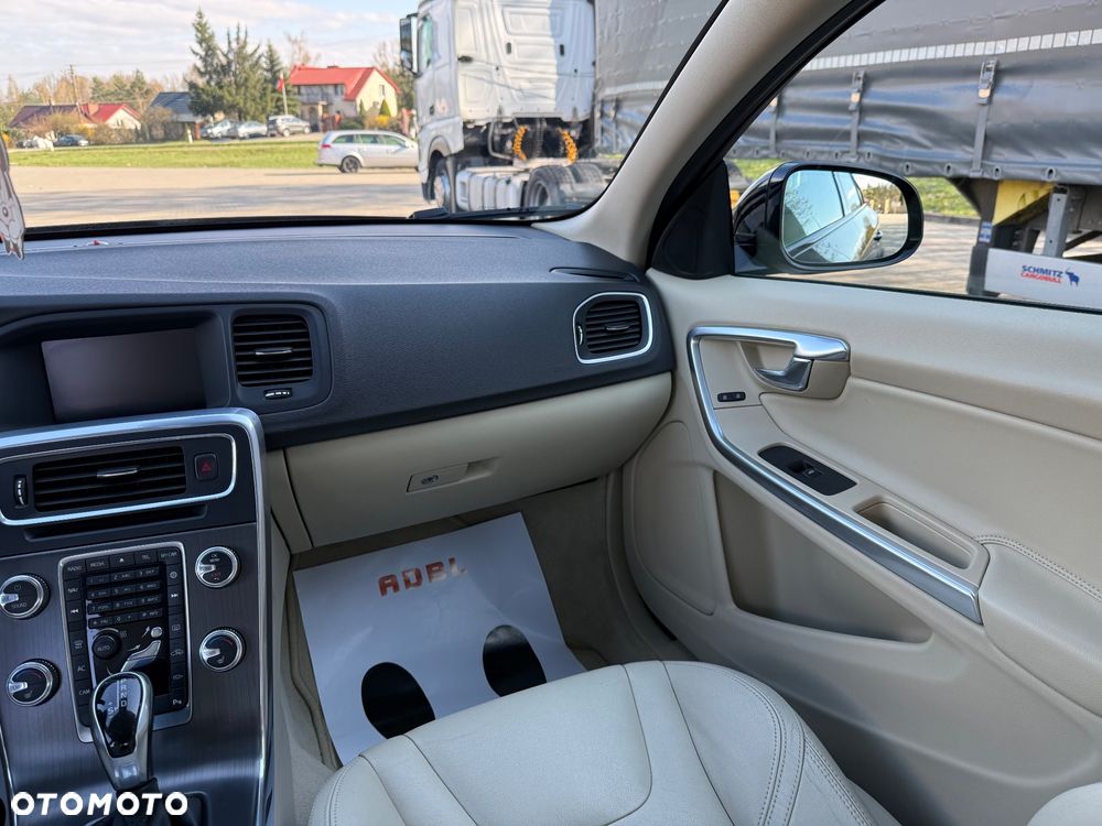 Volvo S60 Cross Country D4 Drive-E Summum - 36