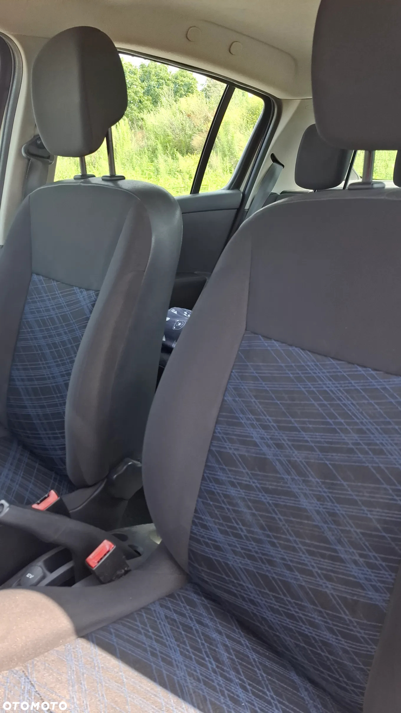 Renault Clio 1.2 16V Authentique - 23
