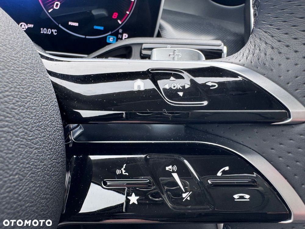 Mercedes-Benz GLC - 23