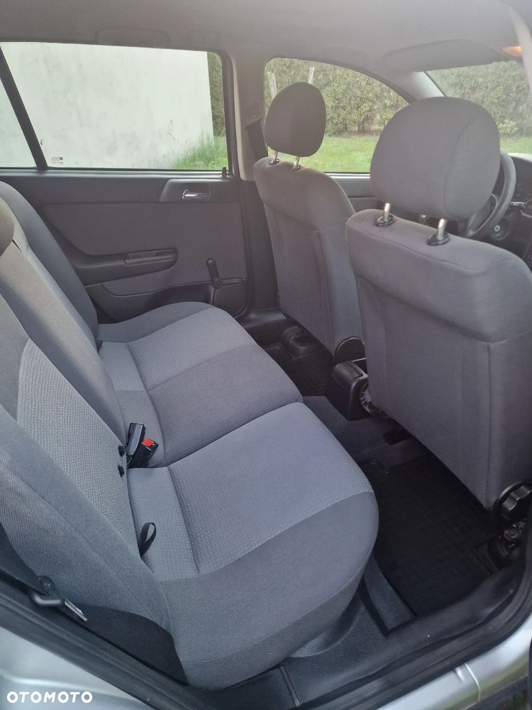 Opel Astra - 10