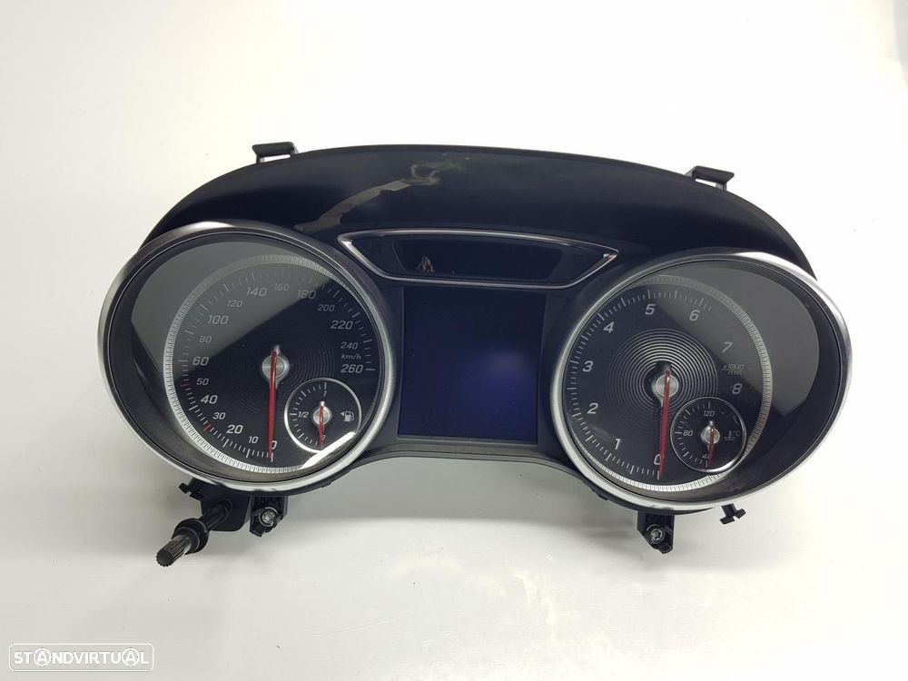 QUADRANTE MERCEDES-BENZ CLASE GLA BM 156 - 1